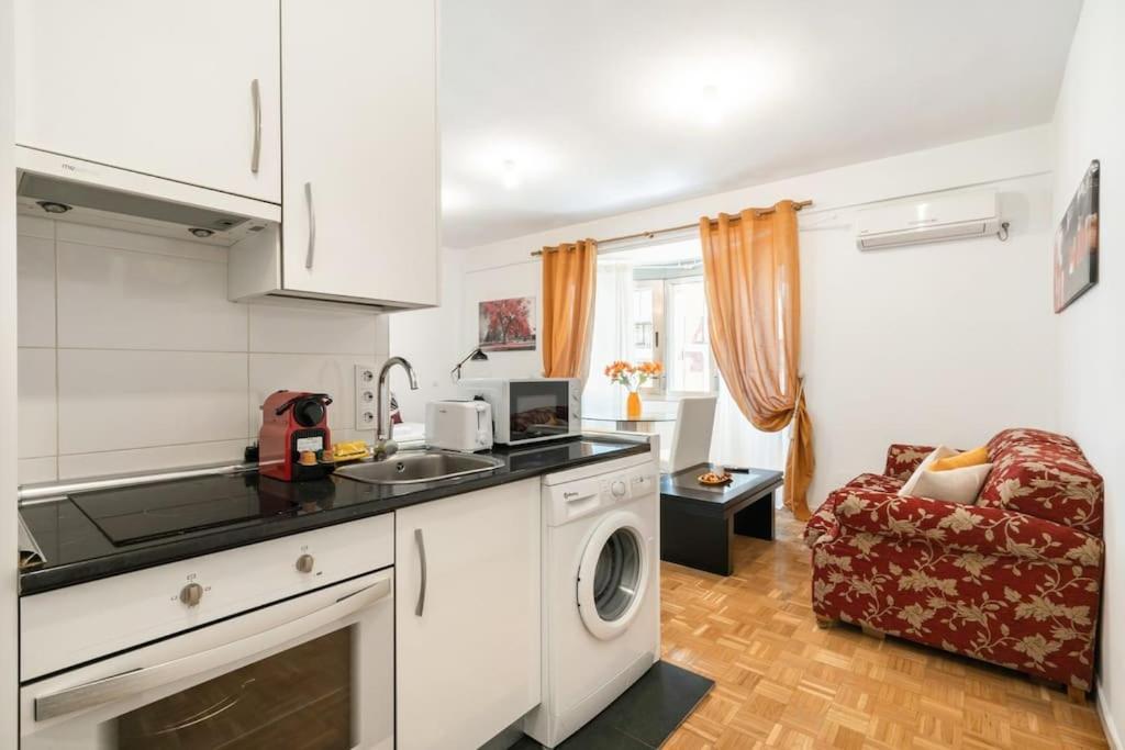 Studio Located In Puerta De Alcala - 2 Мадрид Экстерьер фото